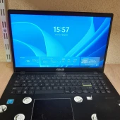 Laptop Asus VivoBook E510MA