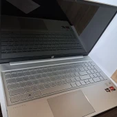 Laptop HP PAVILION 15-EH0009NA