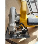 Fierestrau Circular Dewalt Dwe560