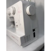 Mașină de cusut Singer 1412