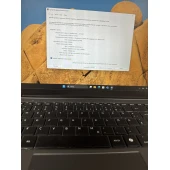 Laptop Midion E15223