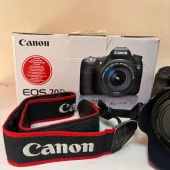 Aparat foto Canon EOS 70D