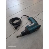 Makita FS4000