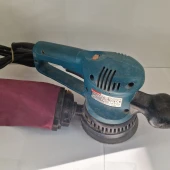 Masina de slefuit orbitala Makita BO5021