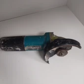 Polizor unghiular Makita 9558HNR