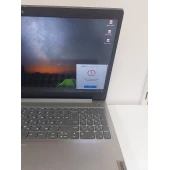 Laptop Lenovo 81WQ