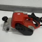 Șlefuitor cu bandă Makita M9400