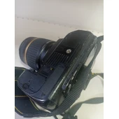 Aparat foto Nikon D7000