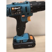 Mașina de Înșurubat BORT BA-18Ux2Li-FDK