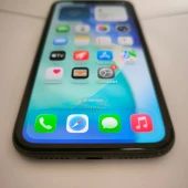 Telefon Apple iPhone 11 64 GB Black