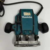 Mașină De Frezat Verticală Makita RP2300FCX