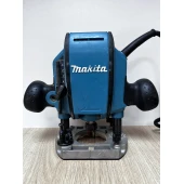 Mașină de Frezat Verticala Makita RP0900