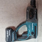 Ciocan rotopercutor Makita DHR202