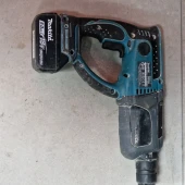 Ciocan rotopercutor Makita DHR202