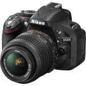 Aparat foto Nikon D5200