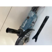 Polizor unghiular Makita GA9020