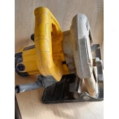 Fierestrau Circular Dewalt Dwe560