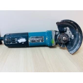 Polizor unghiular Makitta 9558 HNR