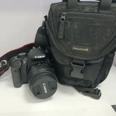 Cameră foto Canon EOS 650D