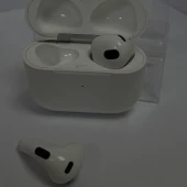 Apple AirPods 3 generation
